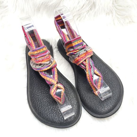 Sanuk Yoga Sling 2 Print Sandals in Magenta/Multi Tribal Print Size 7 - Picture 6 of 13